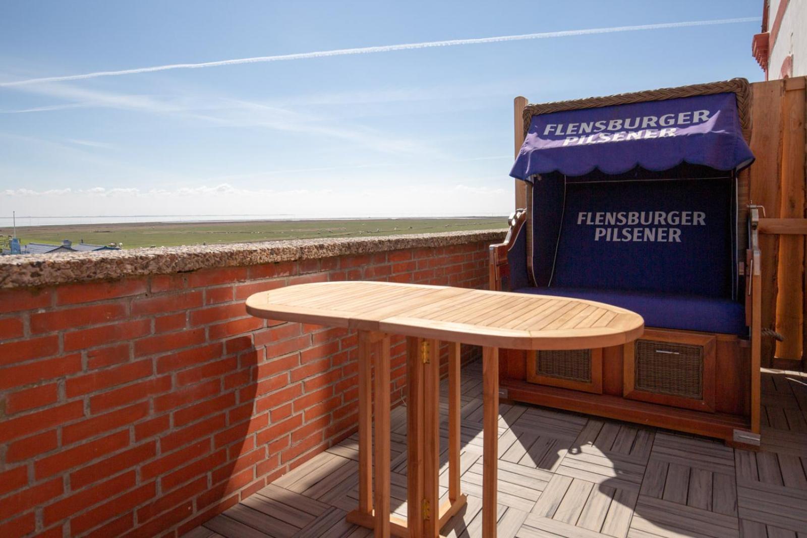 Ankerplatz Ueber Dem Hafen-Pub Apartamento Pellworm Exterior foto